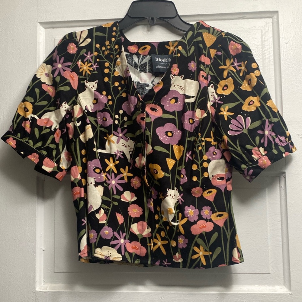 ModCloth x Princess Highway cat blouse